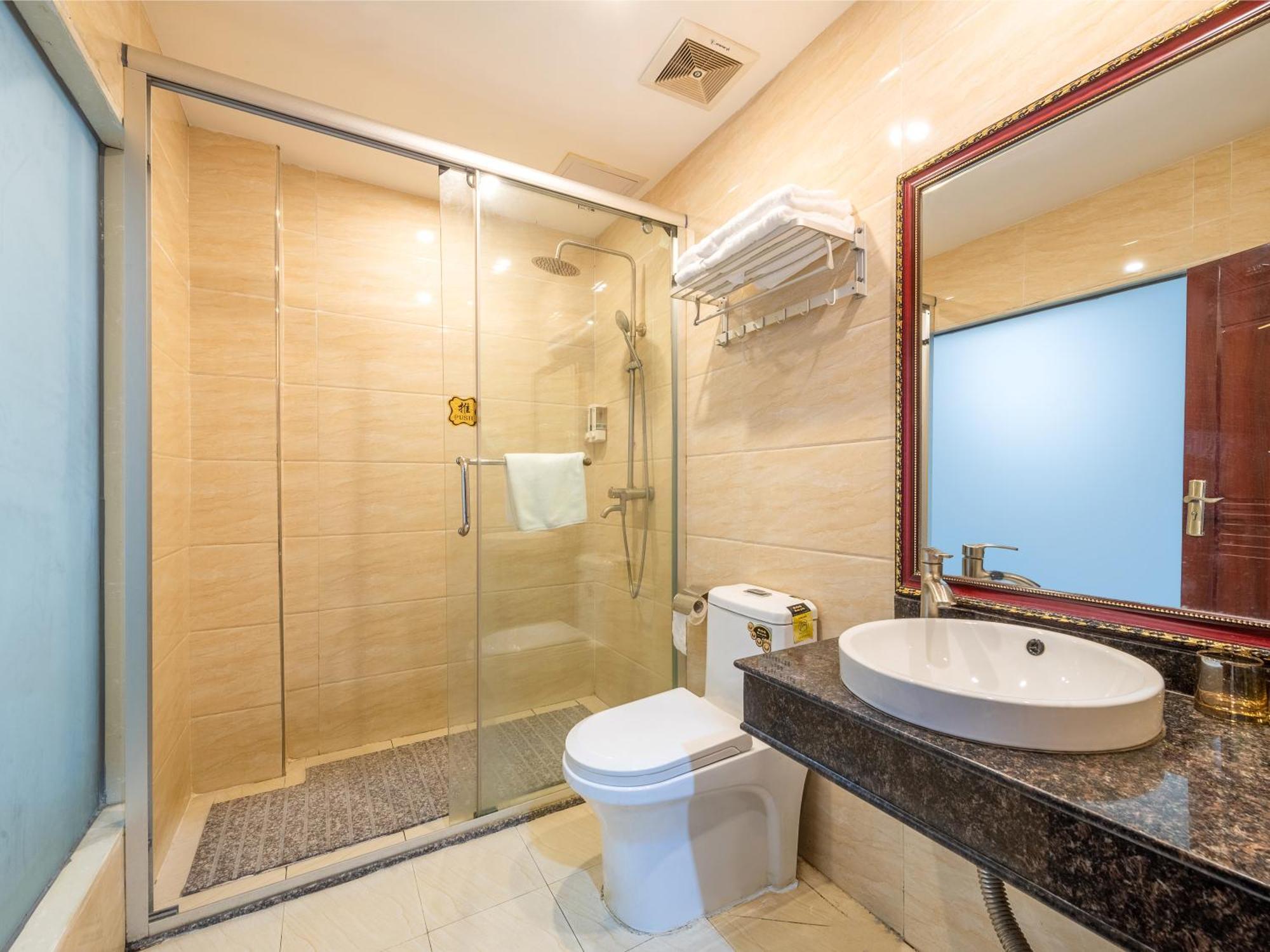 Huahang Hotel - Guangzhou Baiyun International Airport - Free Airport Shuttle Bus Exterior foto